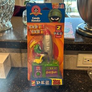 1998 Vintage Looney Tunes Electric Pez Dispenser Marvin the Martian